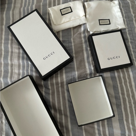 Authentic small Gucci boxes with dust bags - Picture 5 of 5